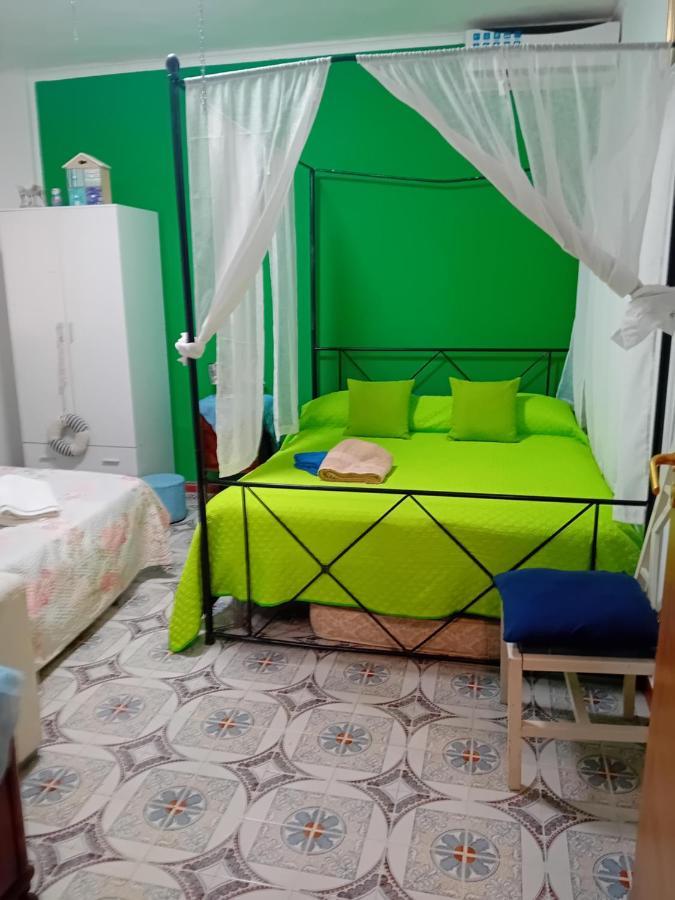 Beach House Монделло Экстерьер фото